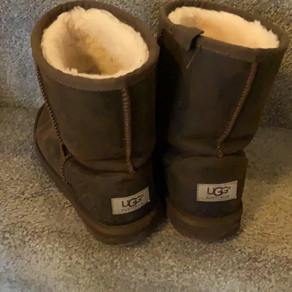 UGG Shoes - Size 6 Ugg leather boot. Gently used